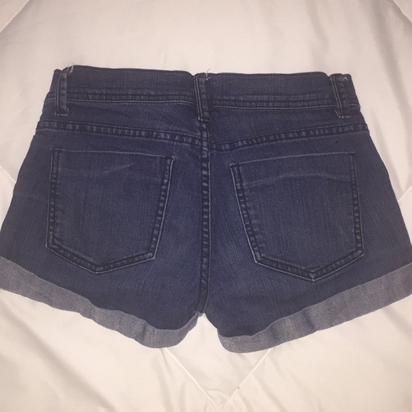 Forever 21 cuffed super cute Demin Shorts - Picture 2 of 2